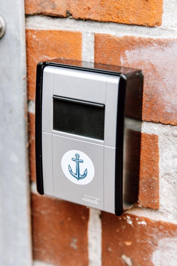 Alles Neu: 1-Zi Zentral Am Exerzierpl. 24H-Checkin Kiel Exteriér fotografie